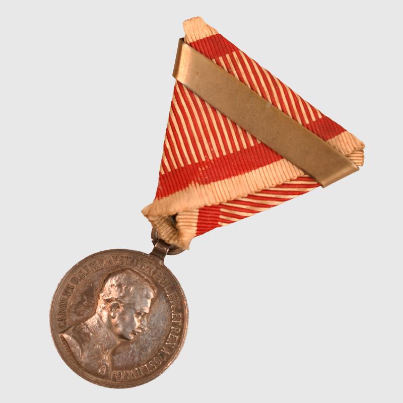 AUSTRIAN SILVER BRAVERY MEDAL 1ST CLASS 1917.