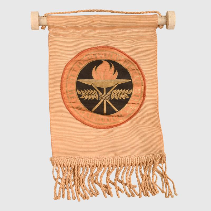 DUTCH- GERMAN WWII WOMANS ORGANISATION PENNANT.