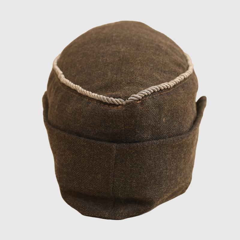 GERMAN WWII LUFTWAFFE OFFICERS M.43 CAP.