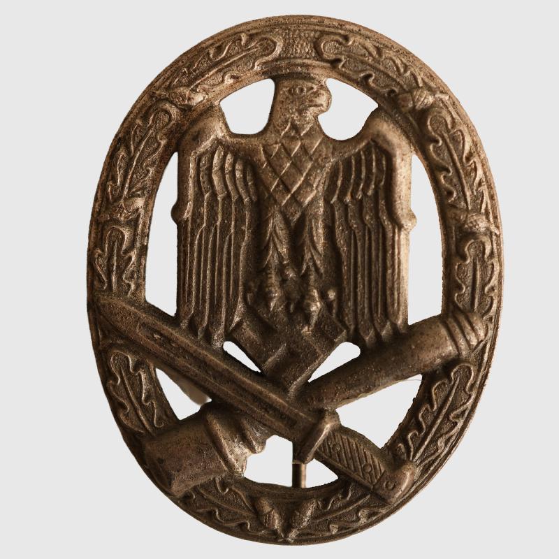 GERMAN WWII GENERAL ASSAULT BADGE IN SILVER.