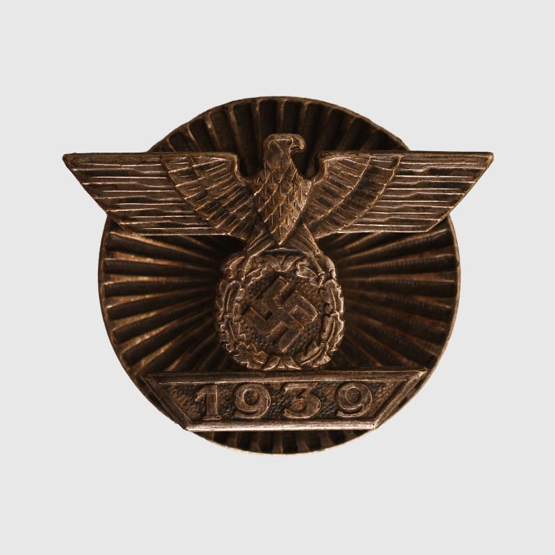 GERMAN WWII IRON CROSS 1ST CLASS BAR TO THE 1914 IRON CROSS.