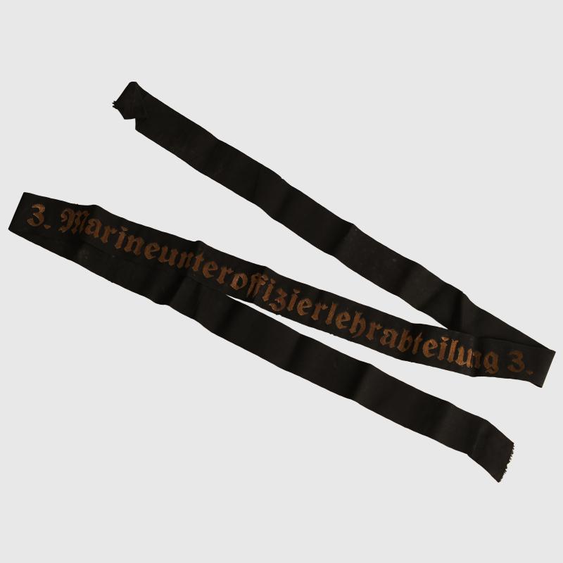 GERMAN WWII KRIEGSMARINE THIRD NCO SCHOOL CAP TALLY.