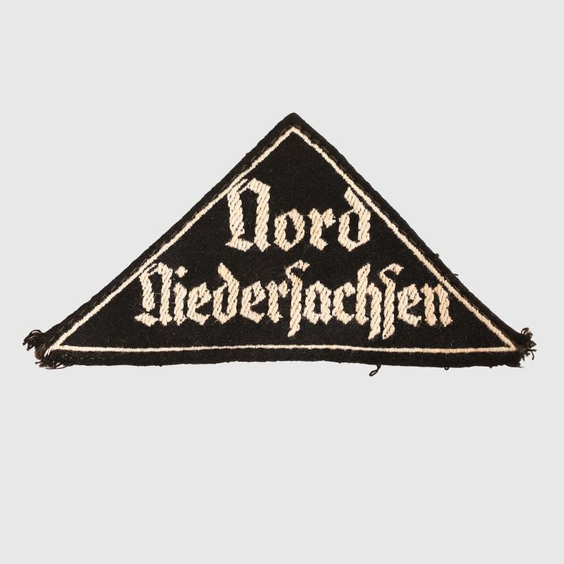 GERMAN WWII HITLER YOUTH BDM FEMALE SECTION DISTRICT TRIANGLE.