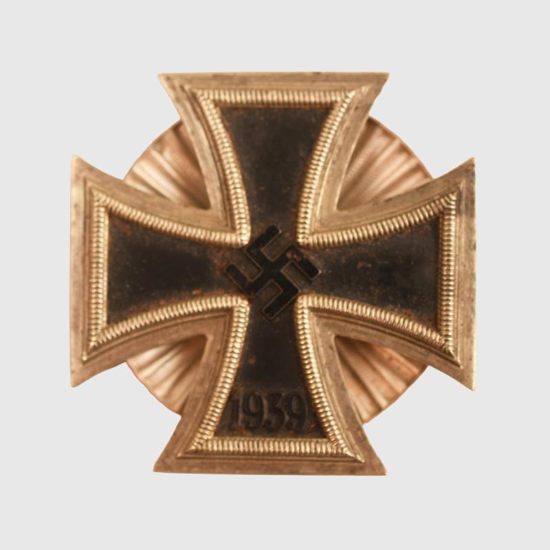 GERMAN WWII IRON CROSS 1ST CLASS WITH LARGE SERRATED STYLE SCREW BACK.