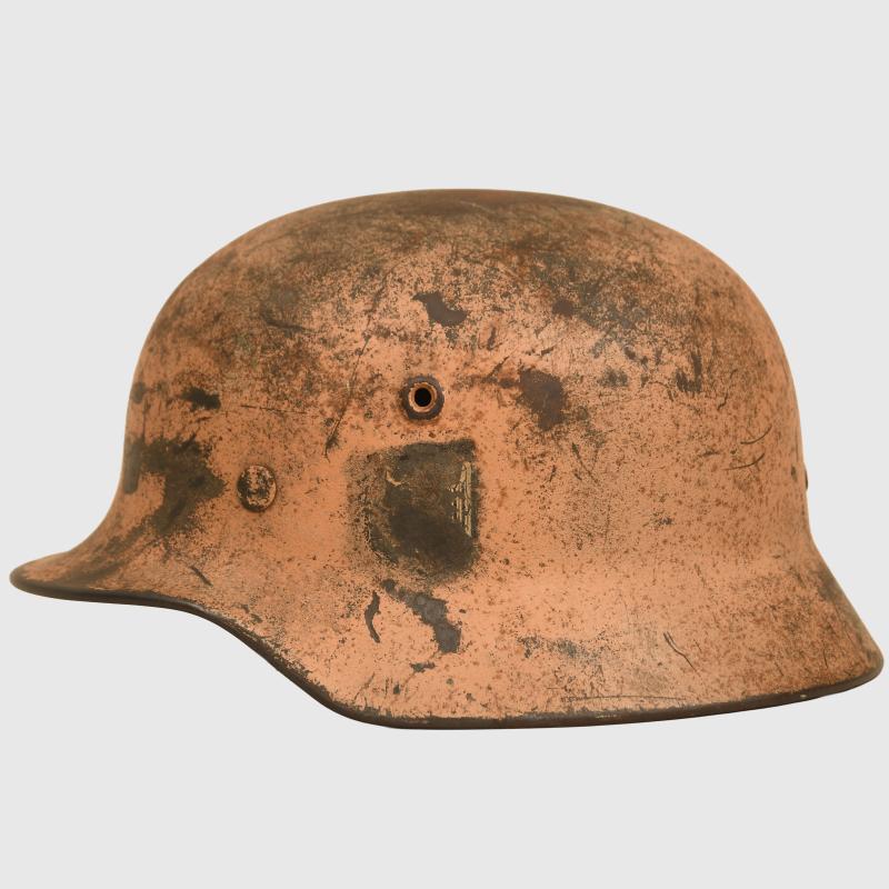 GERMAN WWII ARMY AFRIKAKORPS TROPICAL HELMET.