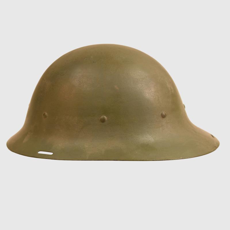 WWI DUTCH M.15 HELMET.
