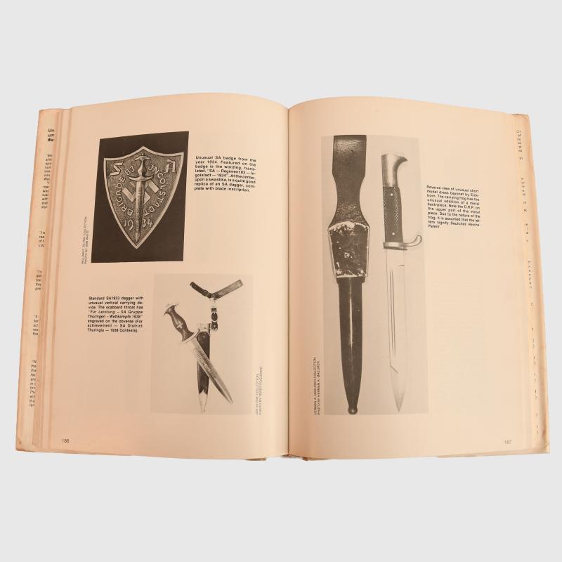GERMAN WWII THOMAS M. JOHNSON DAGGER REFERENCE BOOKS, 5 VOLUMES.