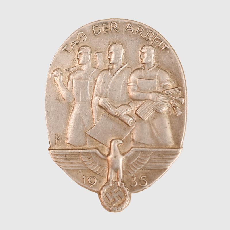 GERMAN WWII DAY OF WORK 1935 TINNY.