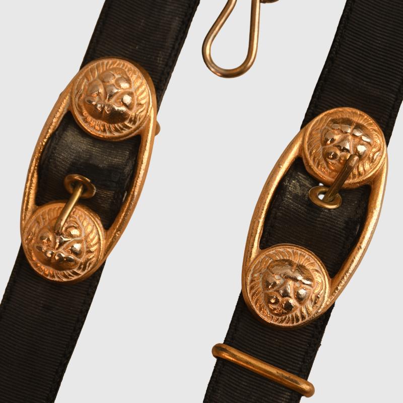 GERMAN WWII KRIEGSMARINE OFFICERS DAGGER WITH STRAPS.