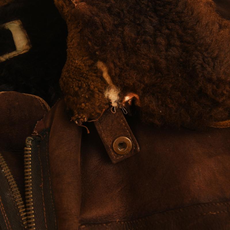 GERMAN WWII LUFTWAFFE BROWN SHEEPSKIN FLYING JACKET.