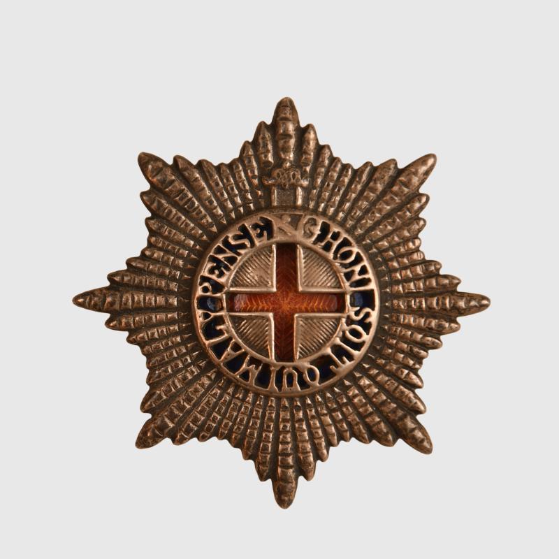 BRITISH COLDSTREAM GUARDS OFFICERS CAP BADGE.