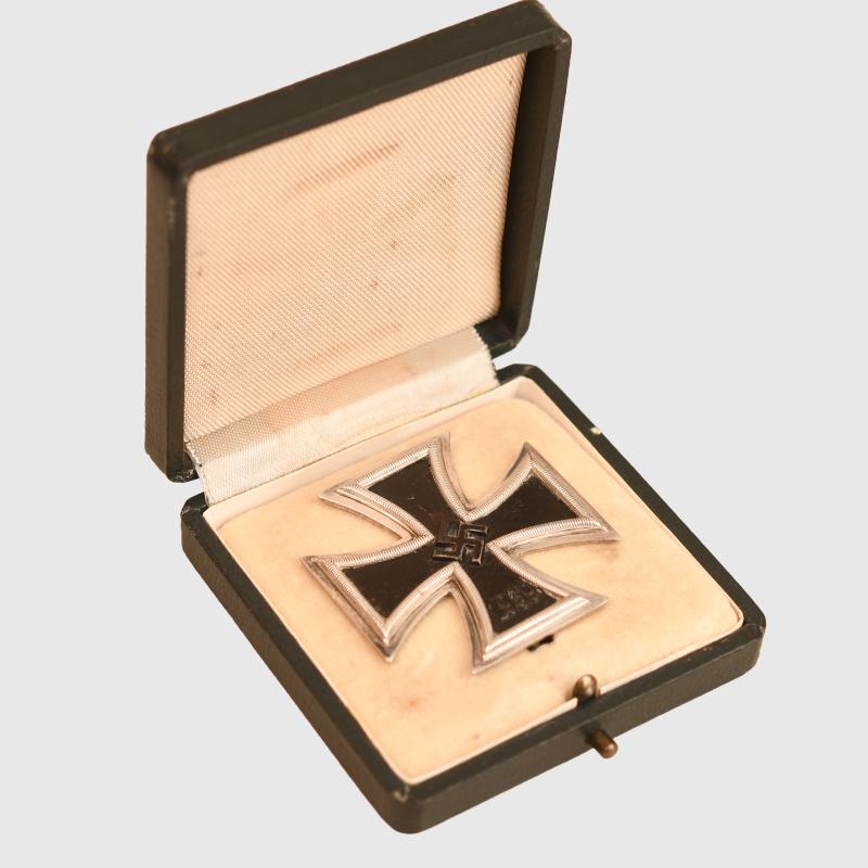 GERMAN WWII IRON CROSS 1st CLASS CASED.