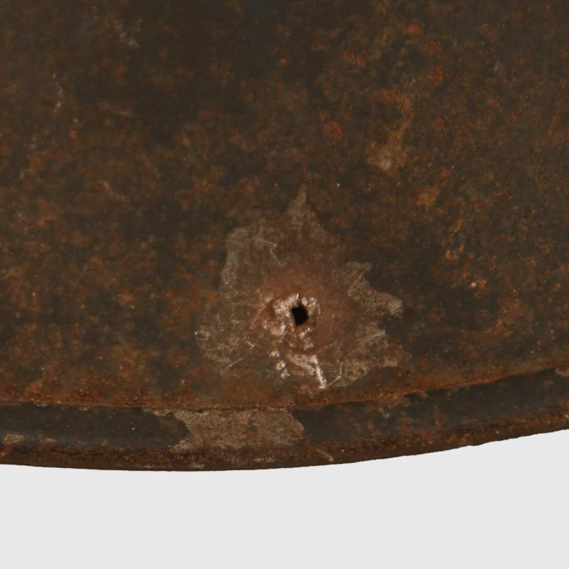 FRENCH WWI ADRIAN INFANTRY HELMET.