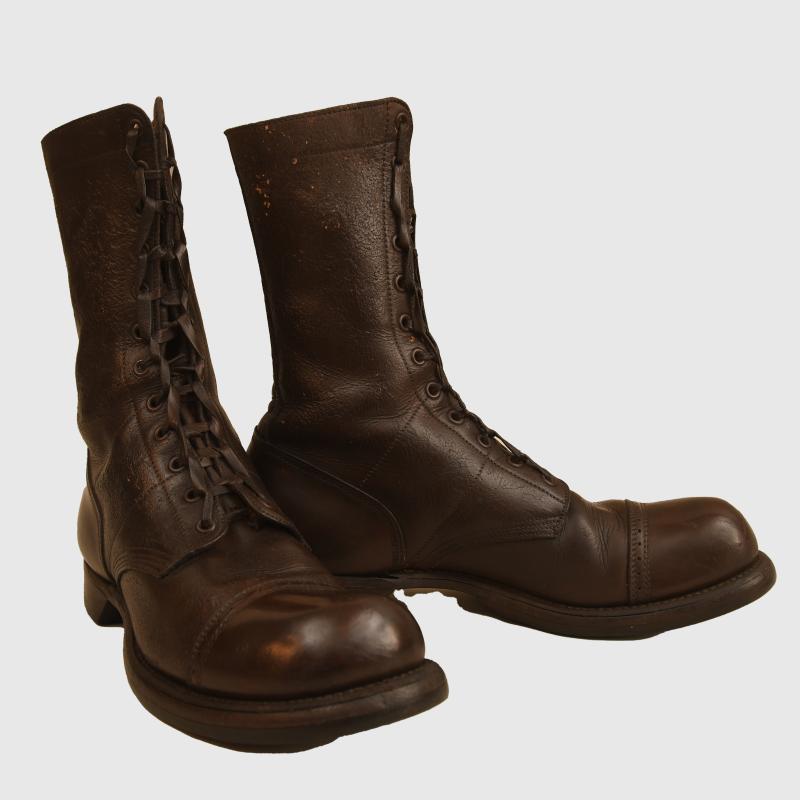 US WWII CORCORAN PARATROOPER BOOTS.