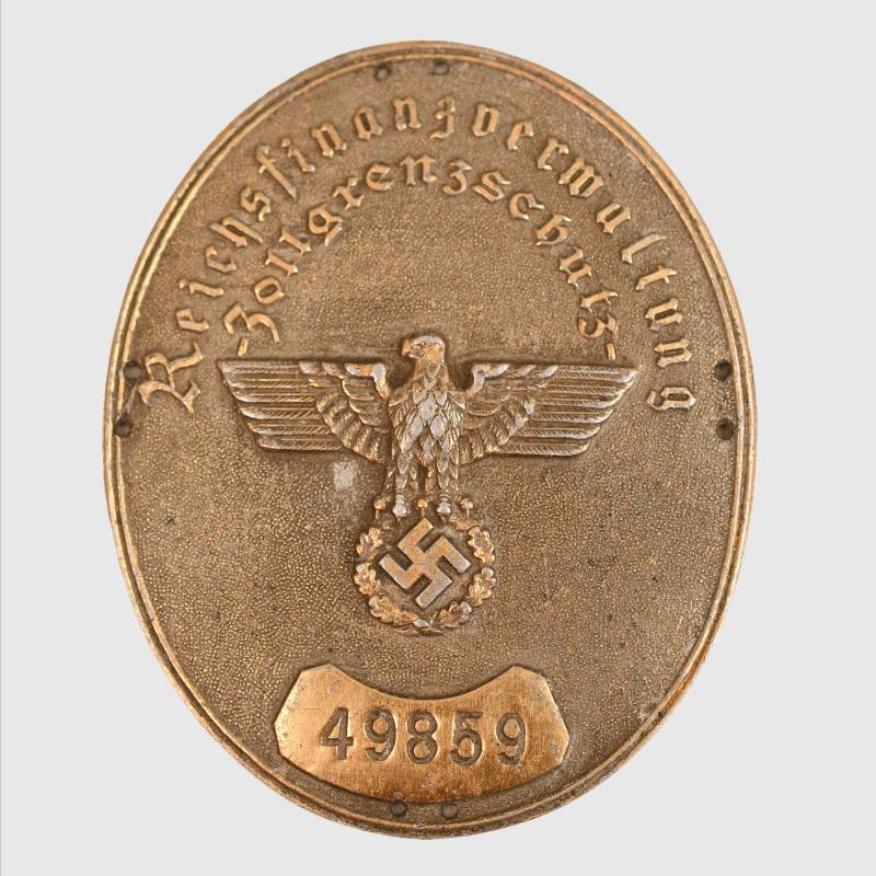 GERMAN WWII CUSTOMS ARM BADGE.