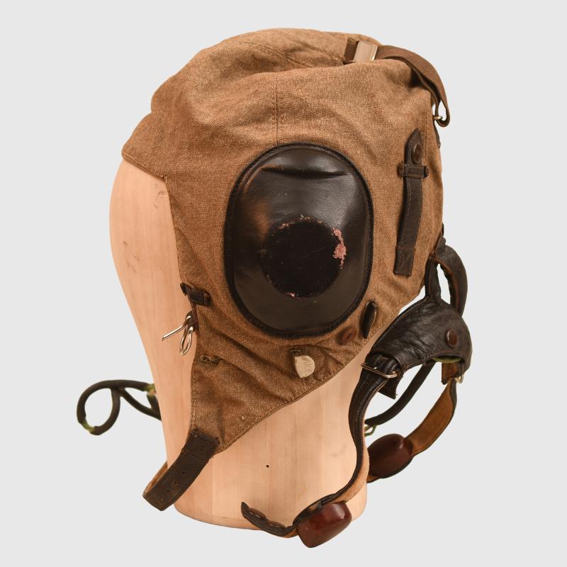 GERMAN WWII LUFTWAFFE SUMMER WEIGHT FLYING HELMET.