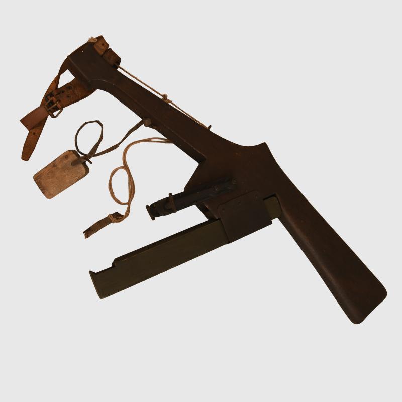 BRITISH WWI ENFIELD RIFLE TRENCH PERISCOPE MOUNT.