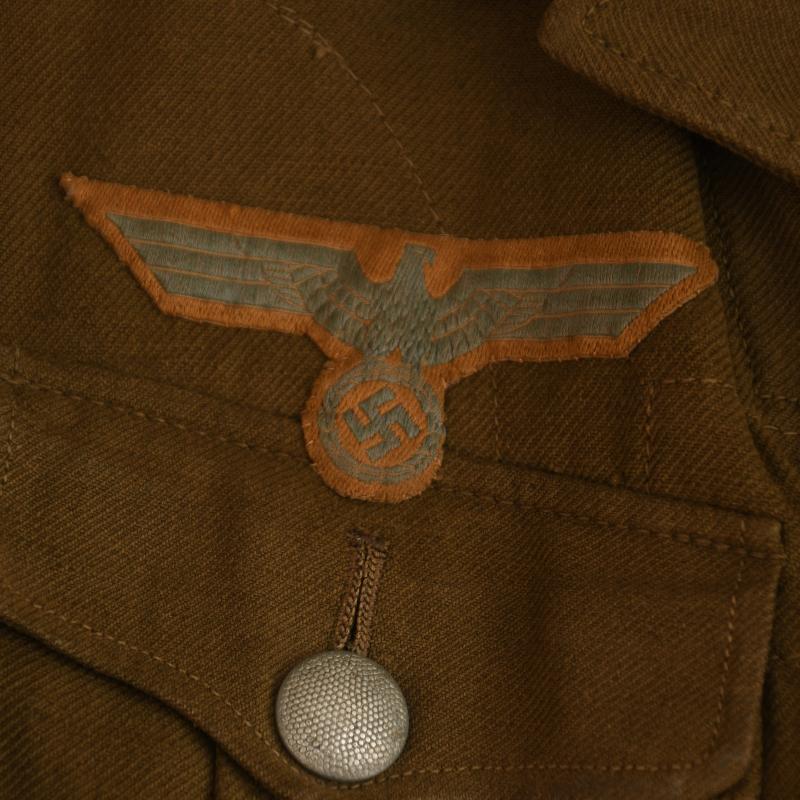 GERMAN WWII AFRIKAKORPS ARMY MEDICAL OFFICERS TUNIC.