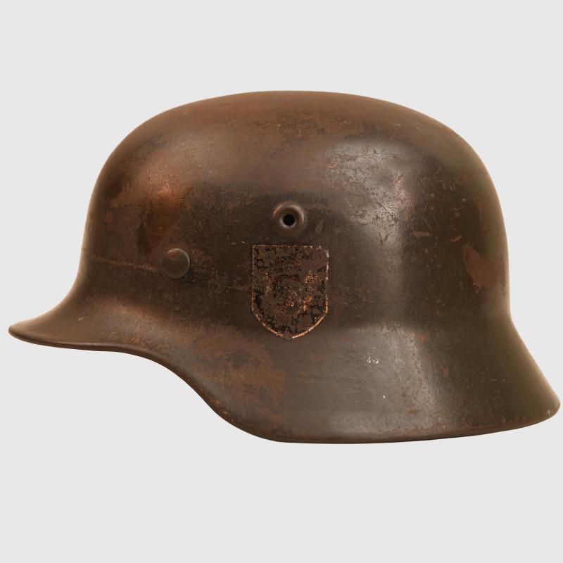 GERMAN WWII DOUBLE DECAL POLICE HELMET M.40.