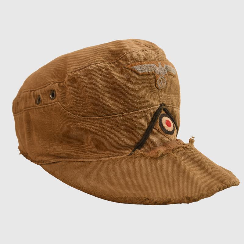 GERMAN WWII 1ST PATTERN AFRIKAKORPS PIONEER M.40 VISORED FIELD CAP.