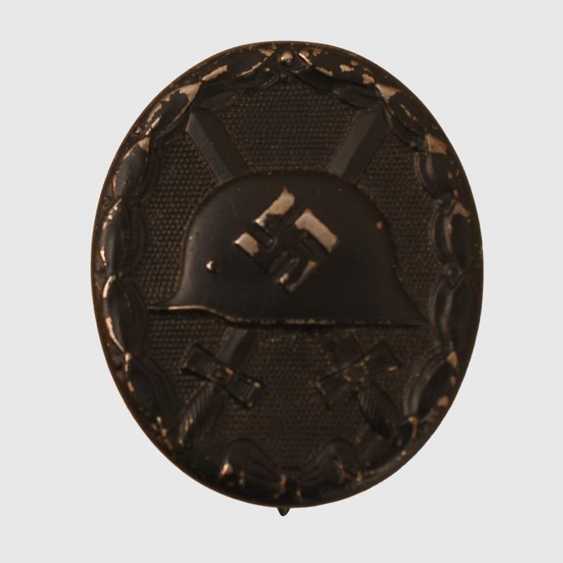 GERMAN WWII 1939 WOUND BADGE IN BLACK. MAGNETIC TYPE.