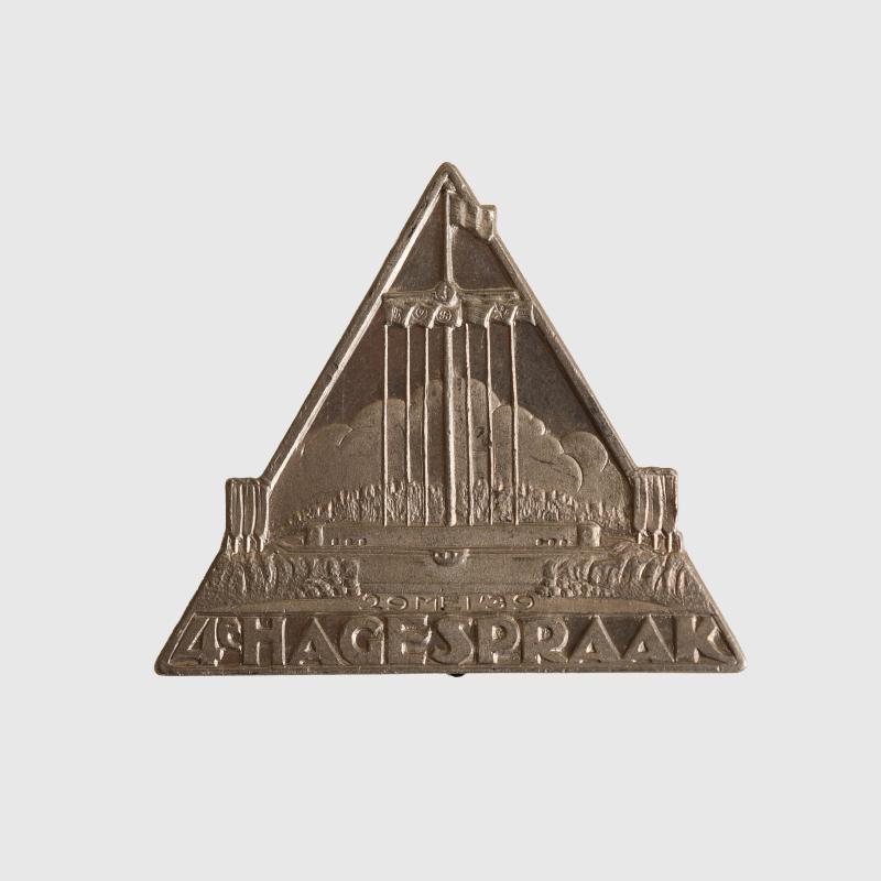 GERMAN WWII DUTCH 1939 TINNY.