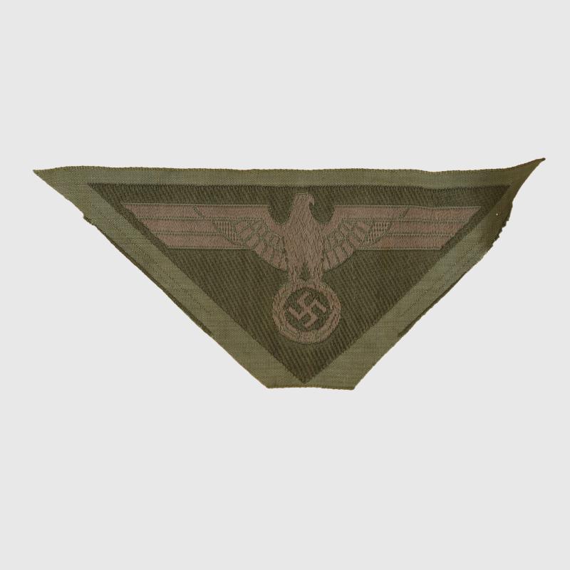 GERMAN WWII ARMY BREAST EAGLE.