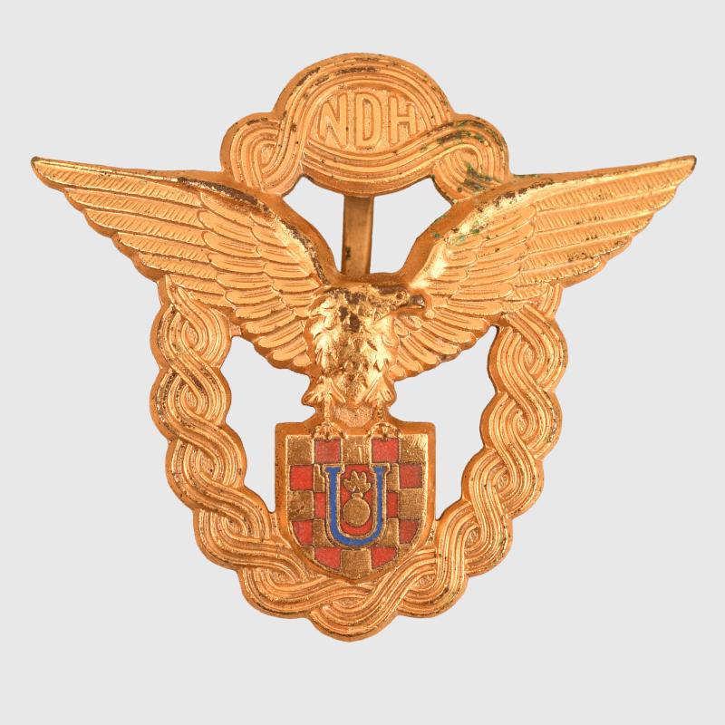 GERMAN WWII CROATION PILOTS BADGE IN GOLD.