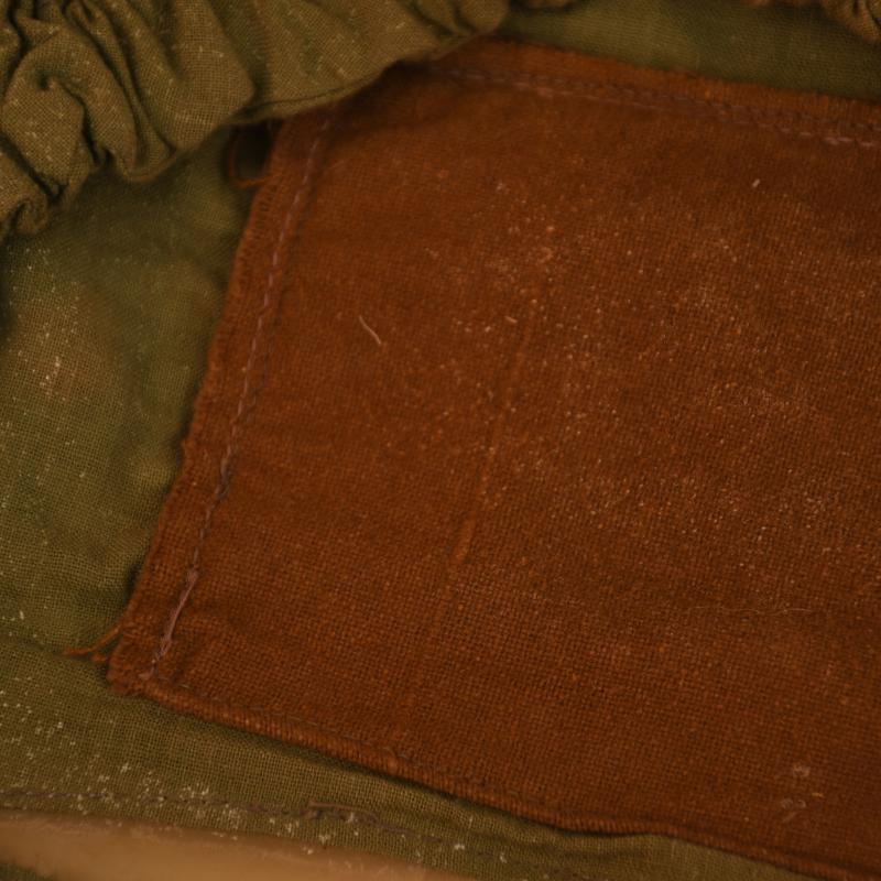 BRITISH WWI THE ALLENBURY GAS FACE MASK.