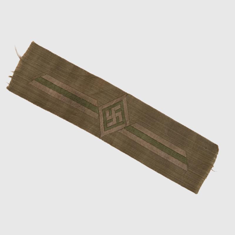 GERMAN WWII FOREIGN VOLUNTEERS BREAST EMBLEM.
