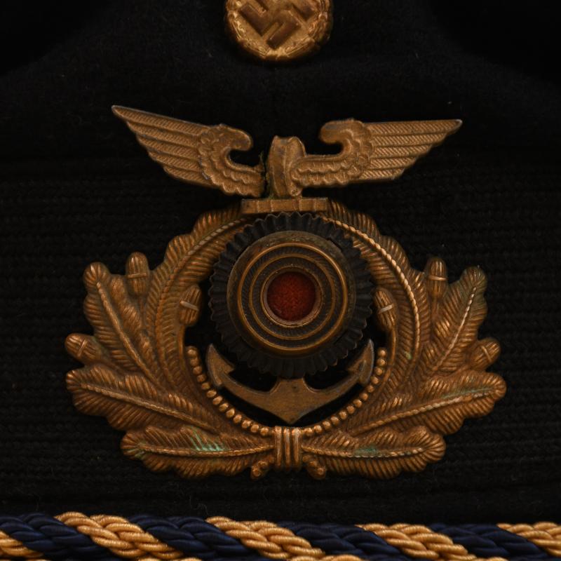 GERMAN WWII RAILWAY WATER POLICE OFFICIALS VISOR CAP.