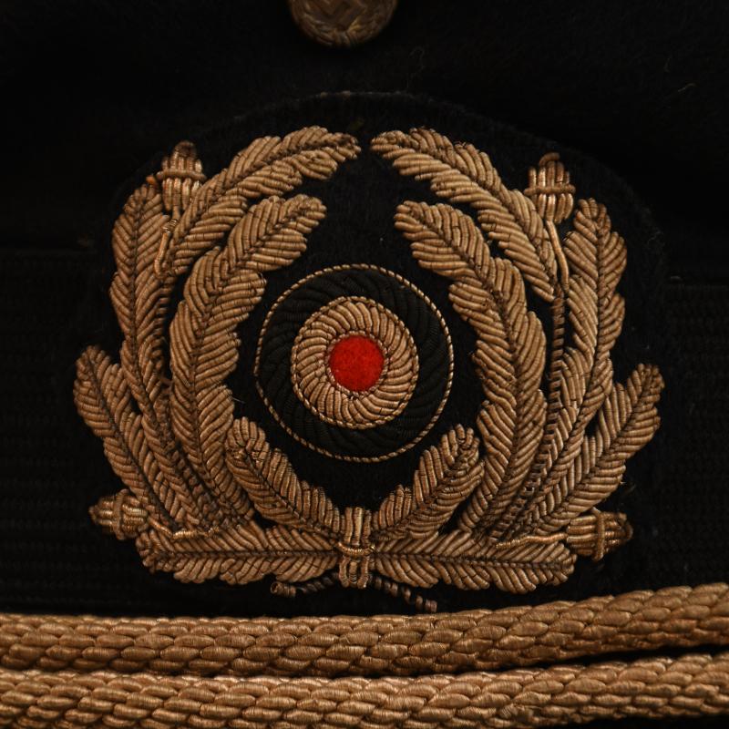 GERMAN WWII KRIEGSMARINE ADMINISTRATIVE SENIOR NCO VISOR CAP.