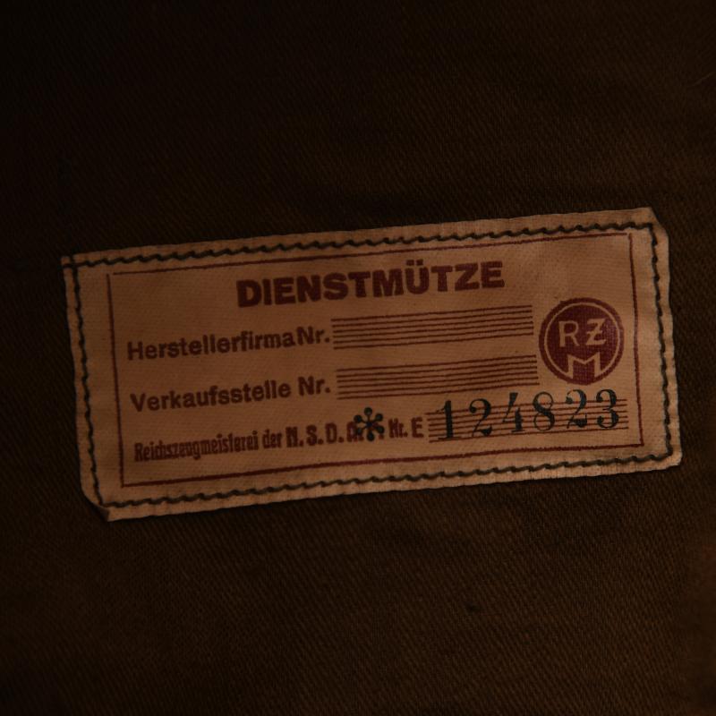 GERMAN WWII RMBO VISORED FIELD CAP.