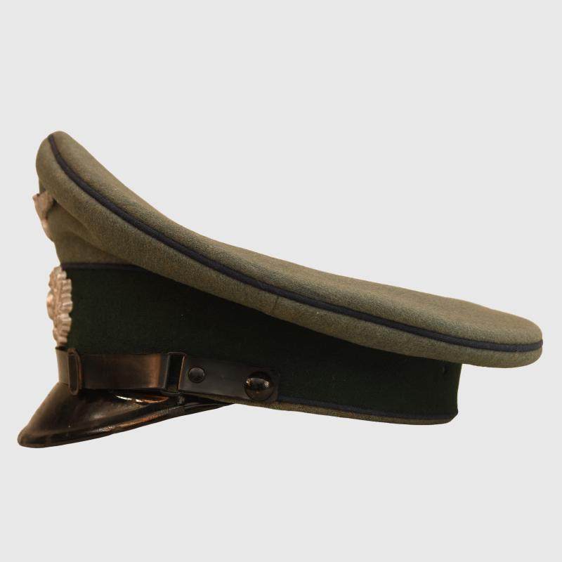 GERMAN WWII ARMY MEDICAL NCO/ENLISTED MAN VISOR CAP.
