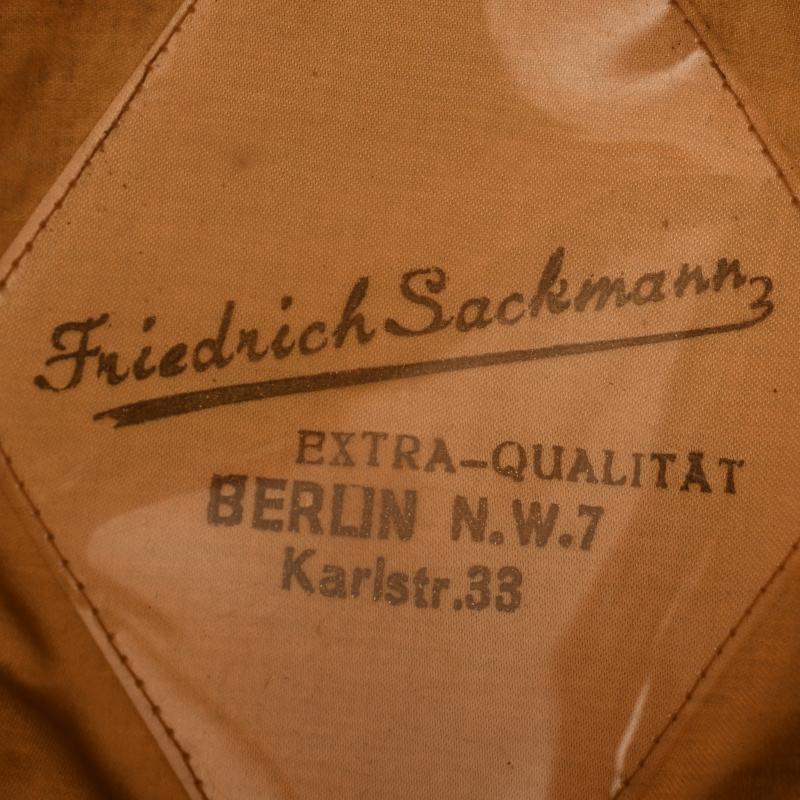 GERMAN WWII LPG GENERAL GOERING ENLISTED MANS OR NCO VISOR CAP.