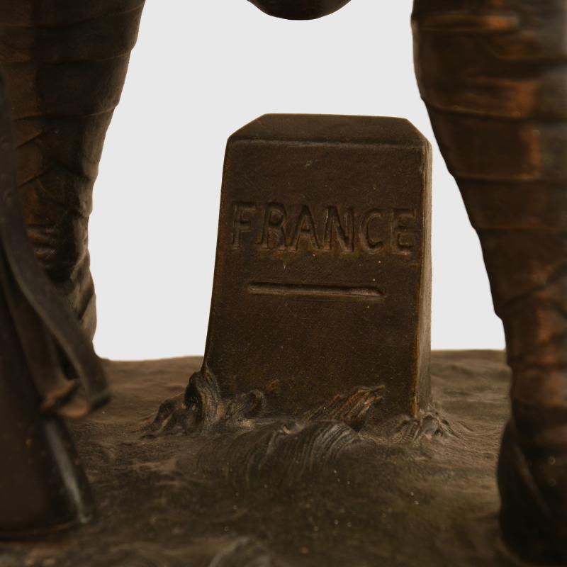 BELGIUM WWI BRONZE STANDING SOLDIER.