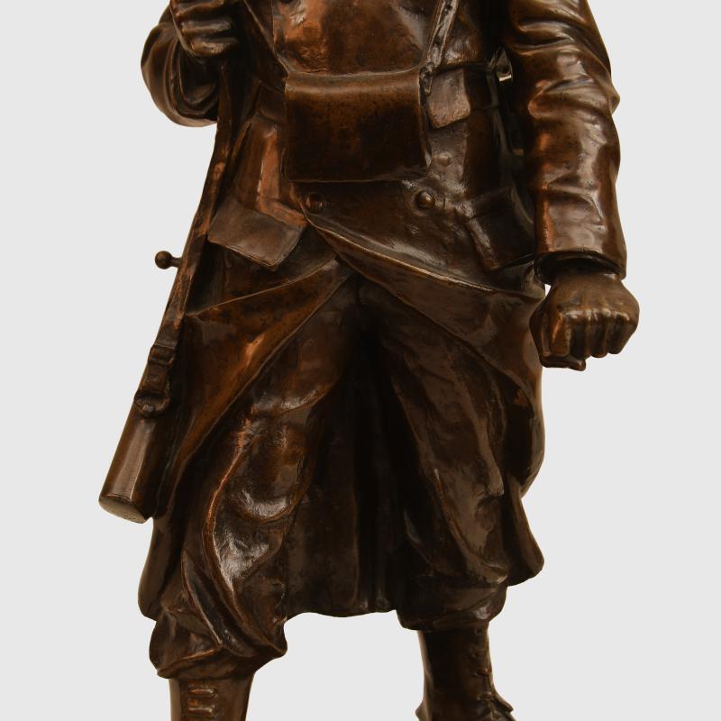 FRENCH WWI STANDING SOLDIER FIGURE.