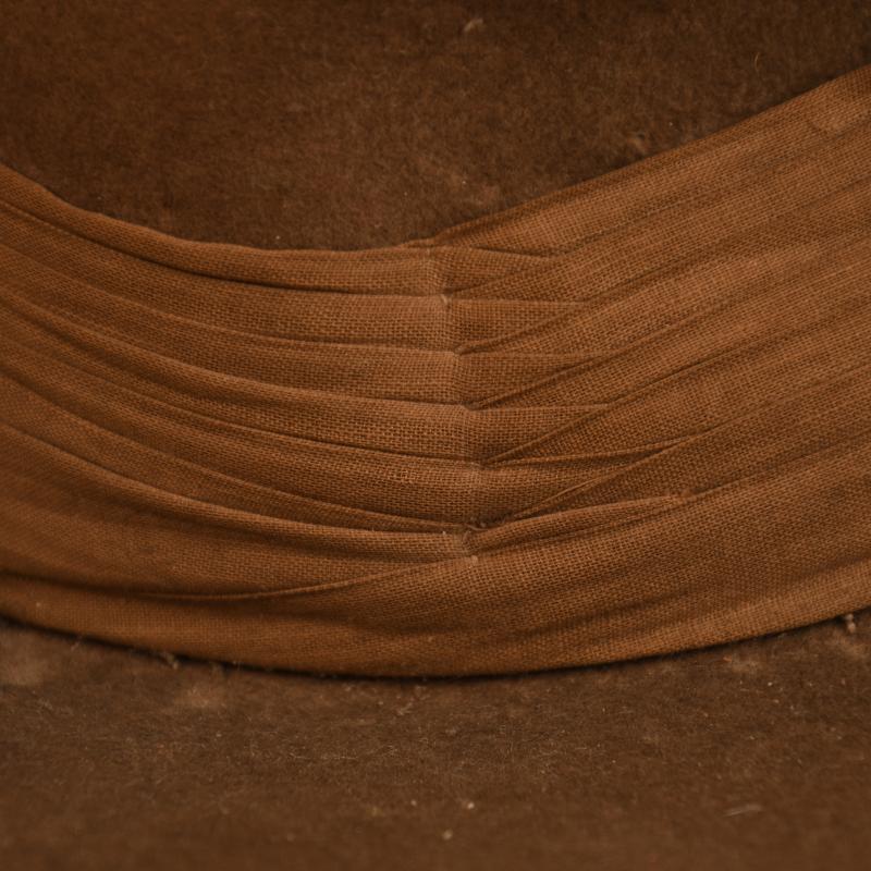 BRITISH WWII SECOND INFANTRY DIVISION SLOUCH HAT.