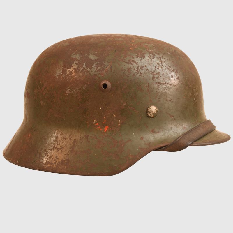 GERMAN WWII BATTLE DAMAGED M35 DOUBLE DECAL COMBAT HELMET.