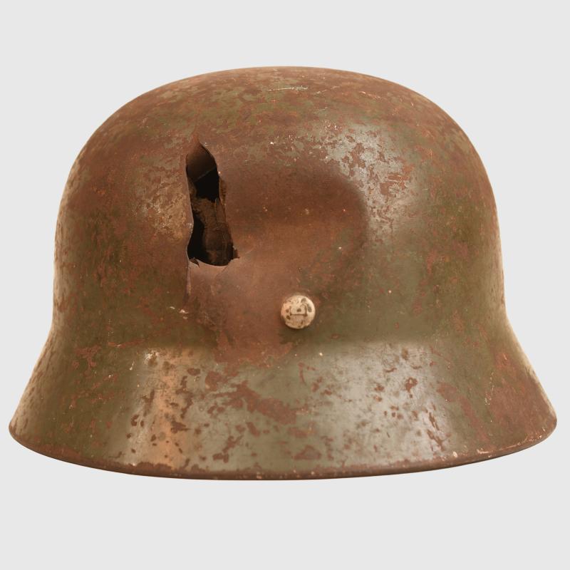 GERMAN WWII BATTLE DAMAGED M35 DOUBLE DECAL COMBAT HELMET.