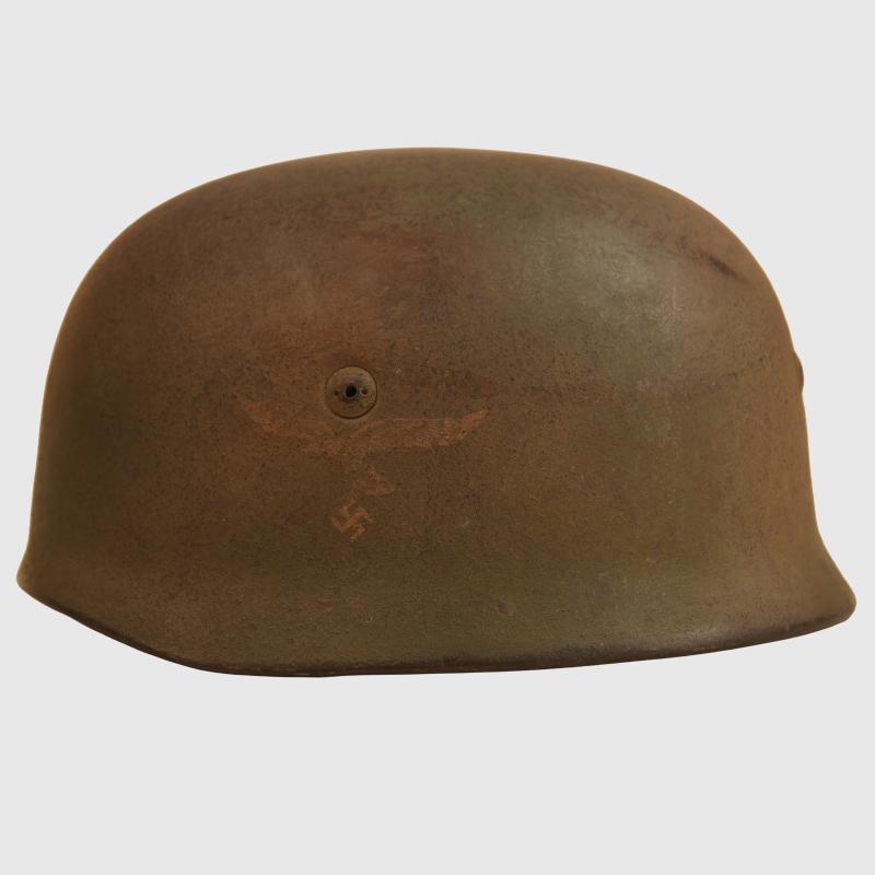 GERMAN WWII CAMOUFLAGE PARATROOPER HELMET.