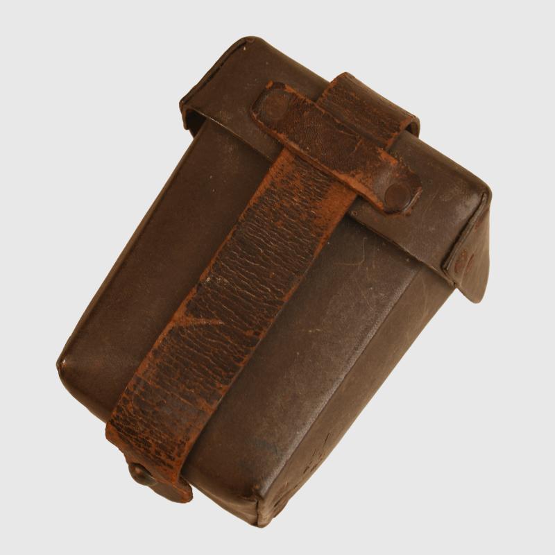 GERMAN WWI GAS GOGGLE CONTAINER.