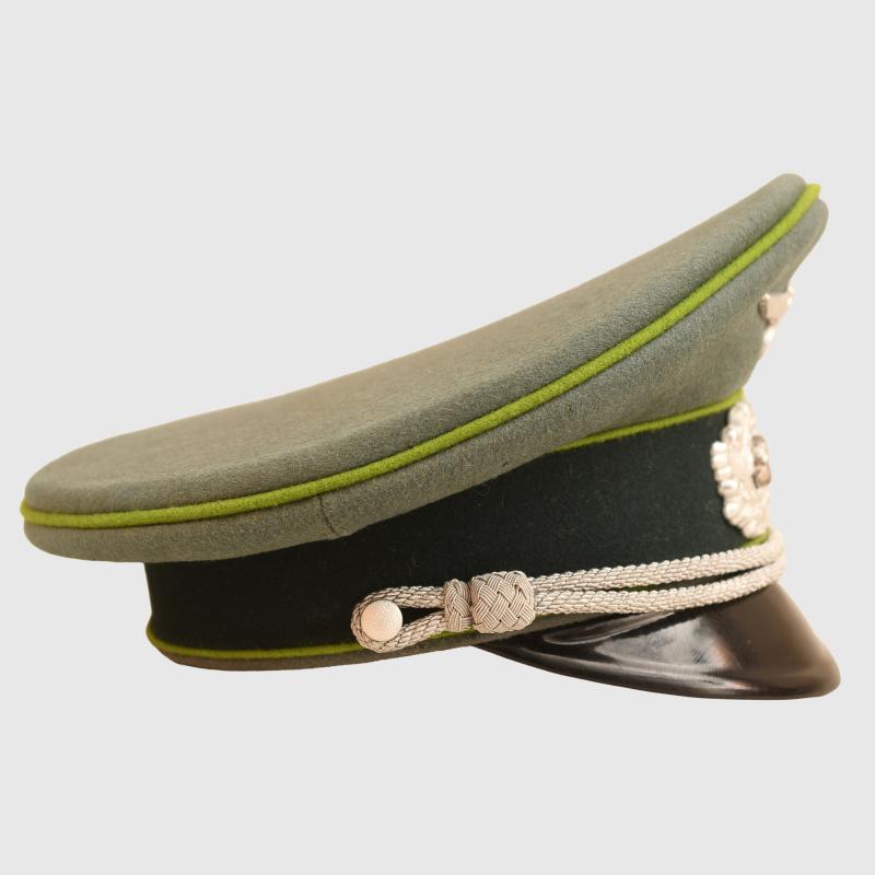 GERMAN WWII PANZER GRENADIER DOUBLE EREL MARKED OFFICERS VISOR CAP.