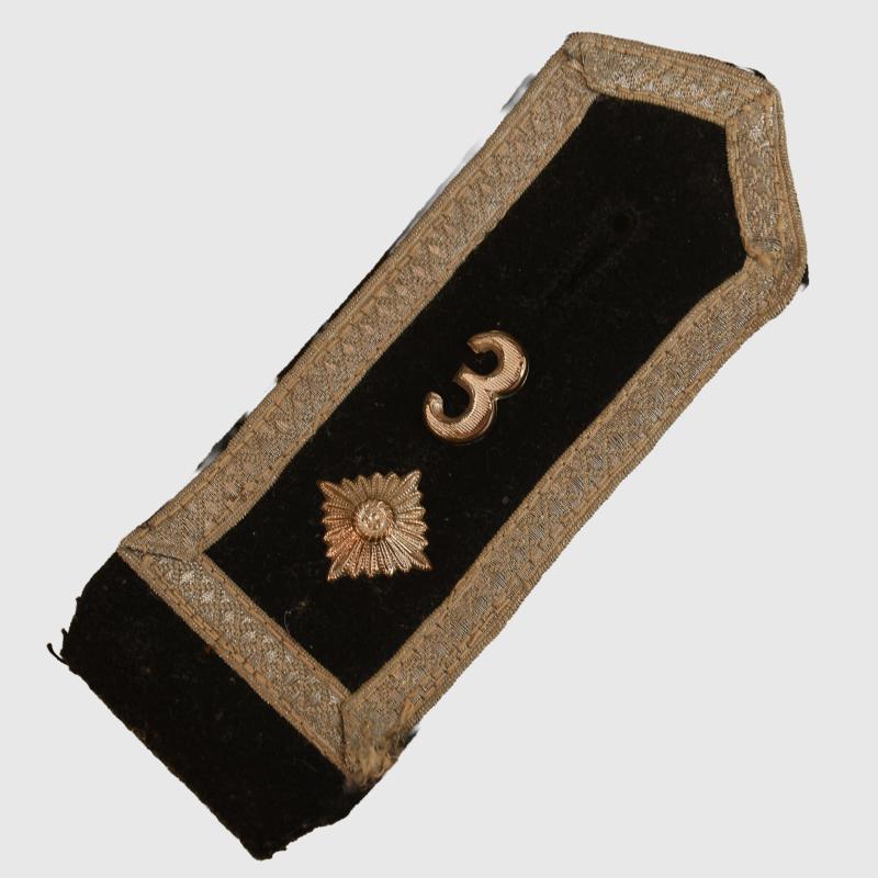 GERMAN WWII SS TOTENKOPF 3RD STANDARTE SHOULDER BOARD.