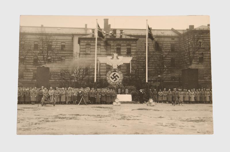 GERMAN WWII BLACK AND WHITE PHOTO POSTCARD.