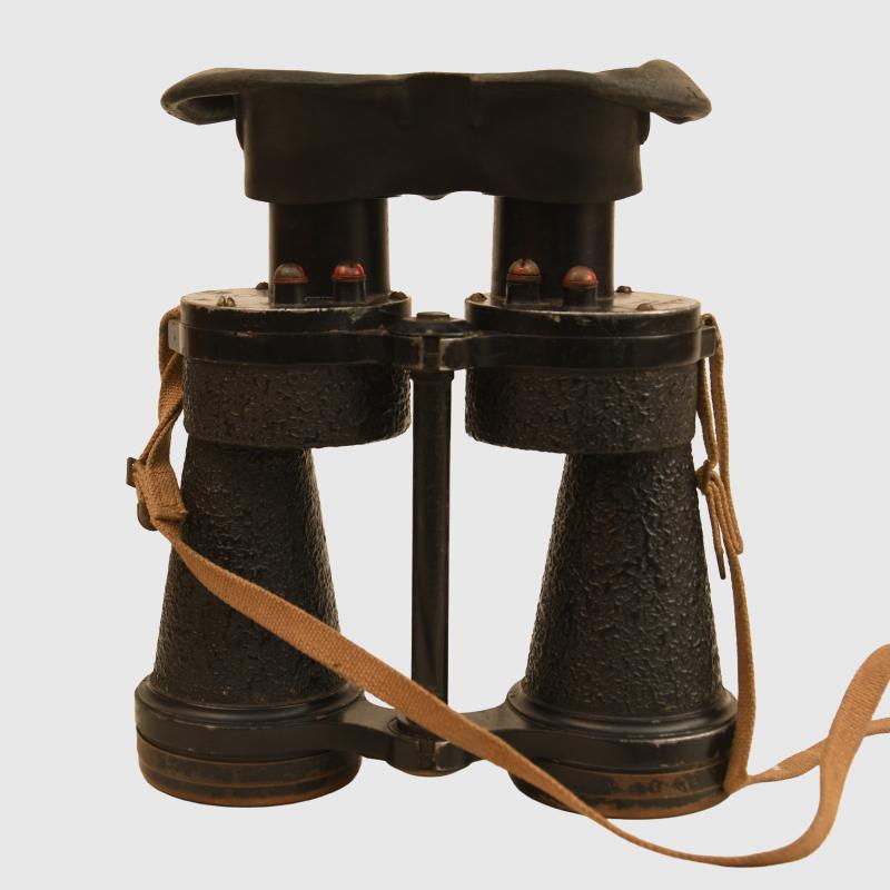 BRITISH WWII OFFICIAL ISSUE BINOCULARS.