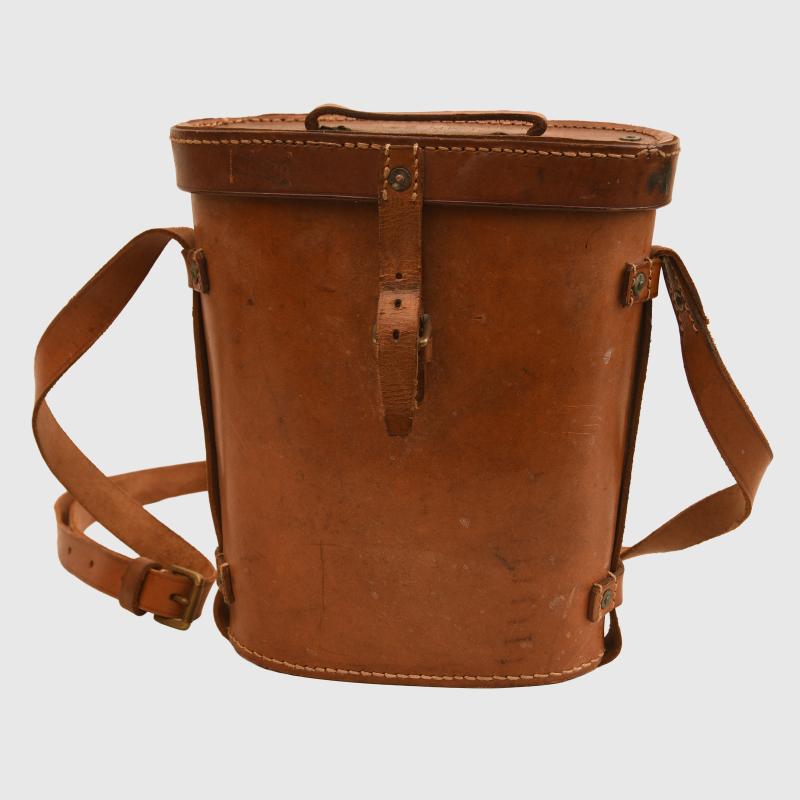 BRITISH WWII OFFICIAL ISSUE BINOCULARS.