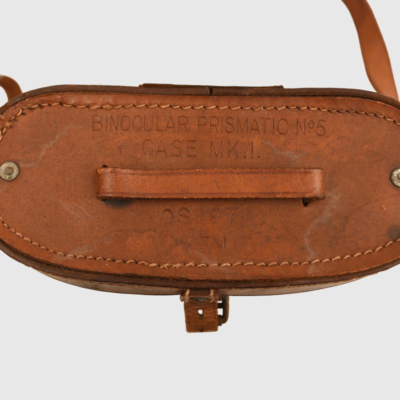 BRITISH WWII OFFICIAL ISSUE BINOCULARS.