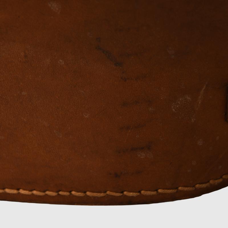 BRITISH WWII OFFICIAL ISSUE BINOCULARS.