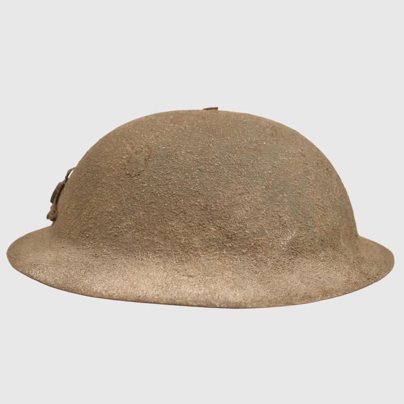 BRITISH WWI OFFICERS 1ST PATTERN RIMLESS BRODIE HELMET. ROYAL ARTILLERY.